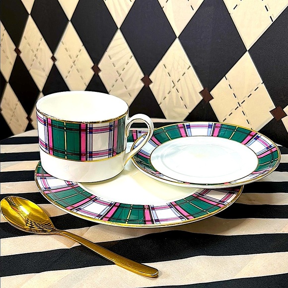 Minton Tartan Royale Trio: Cup, Saucer & Bread Plate – Sophisticated - Picture 7 of 14